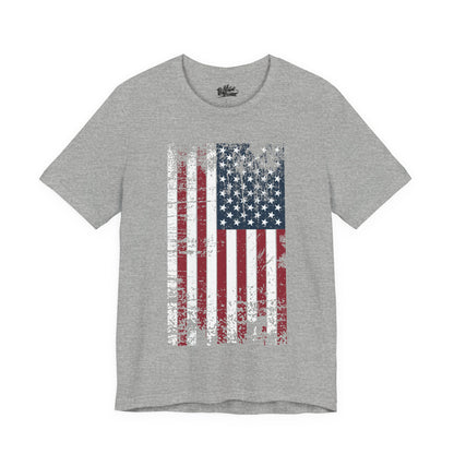 Distressed American Flag T-Shirt — Vintage USA Patriotic Tee