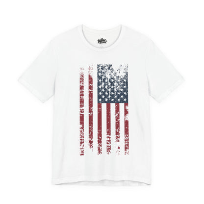 Distressed American Flag T-Shirt — Vintage USA Patriotic Tee